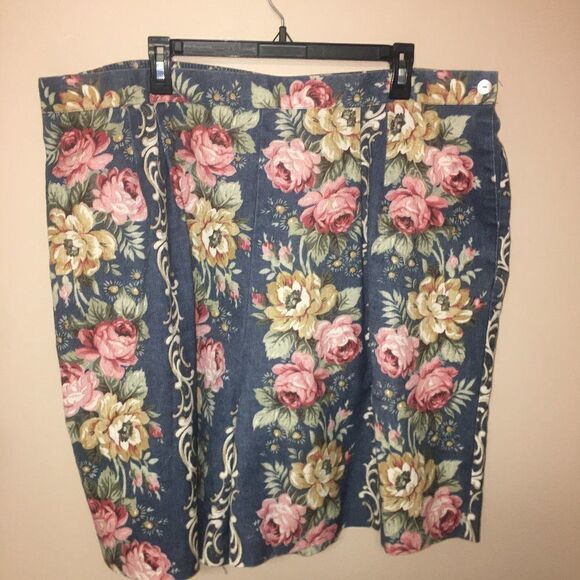 Vintage Graver Studio Floral Shorts Plus Size 3X - Picture 2 of 10